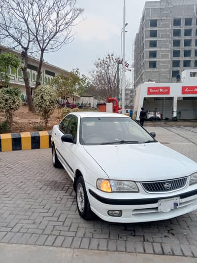 Nissan sunny Ex saloon Automatic transmission 1.3 FB15 Japanese