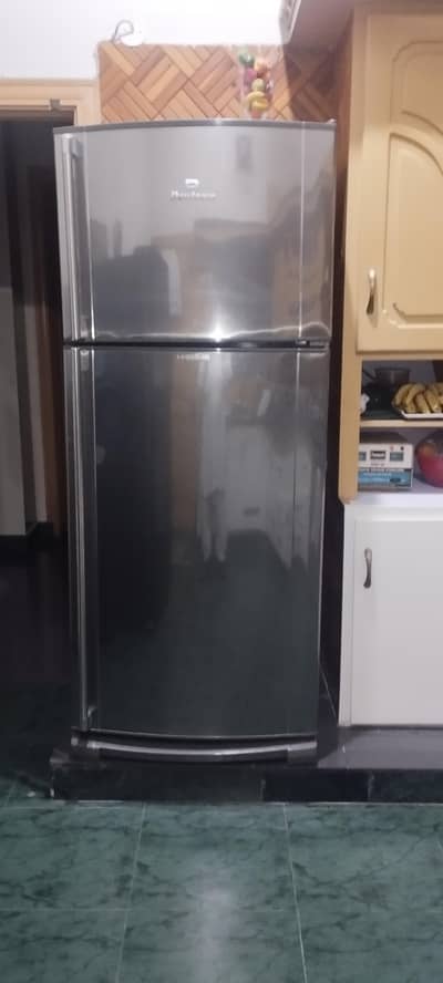 Extra Large Size Dawlance Fridge For Sale