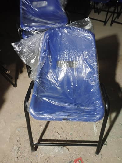 Student chair bulk quantity available in Karachi