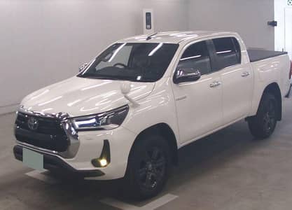 Toyta Revio Z Japan modal 2022 Clear 2025 reg