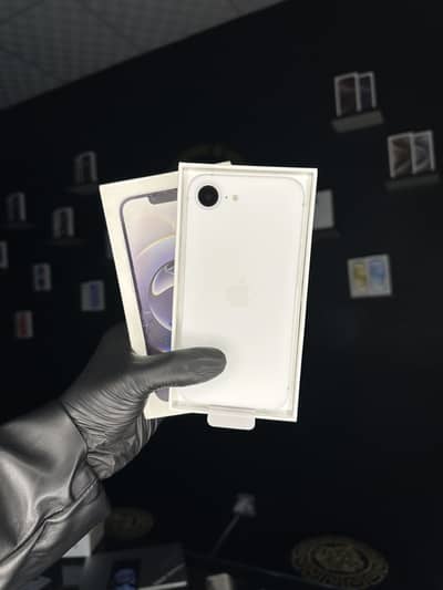 iPhone 16-e NON PTA SIM LOCK BRAND NEW