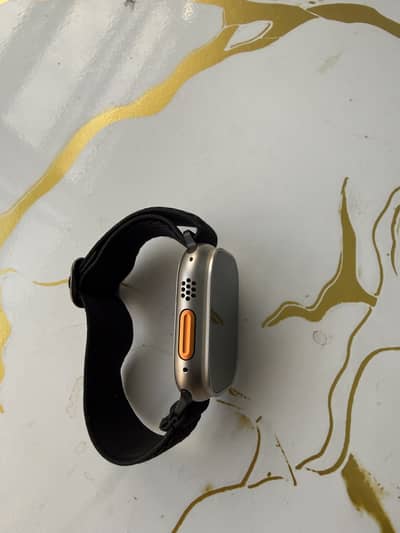 Apple Watch Ultra 1 - Like New (98% Battery)
