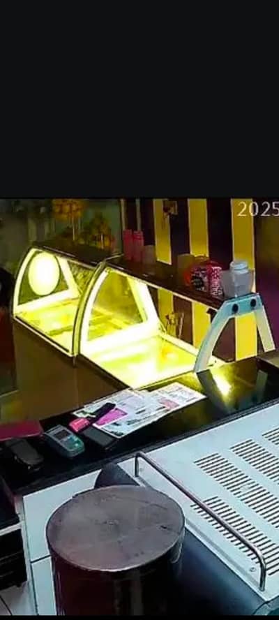 ICE CREAM FREEZER FOR SALE