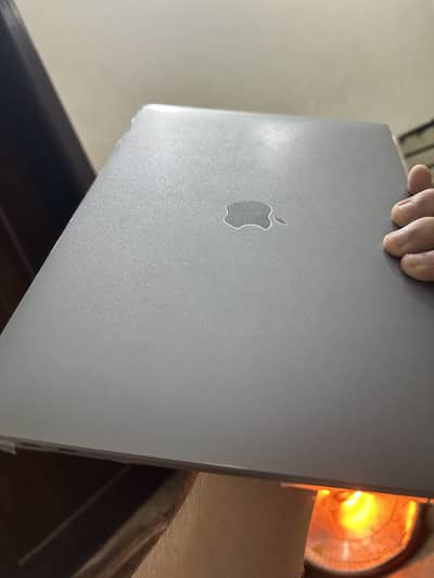 Macbook pro 2019 model  read ad