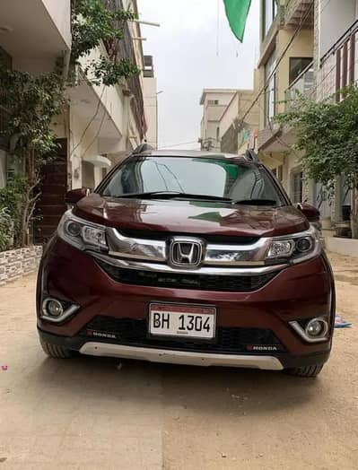 HONDA BR-V 2018 RED COLOUR LIGHT CONDITION