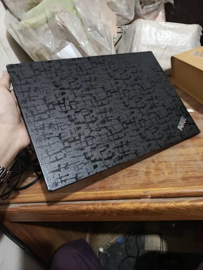 Lenovo i5 7th 2.6 2-GB NVIDIA Quadro M520 GDDR5