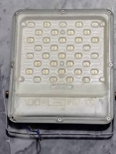 LED FLOOD LIGHT 100 watt FOR SALE