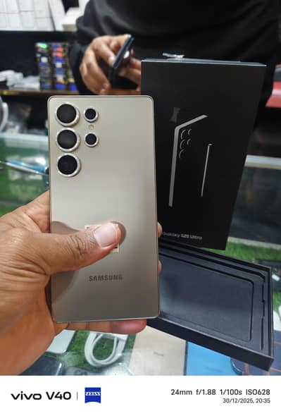 Samsung S25 ultra official pta approved natural titanium 512Gb