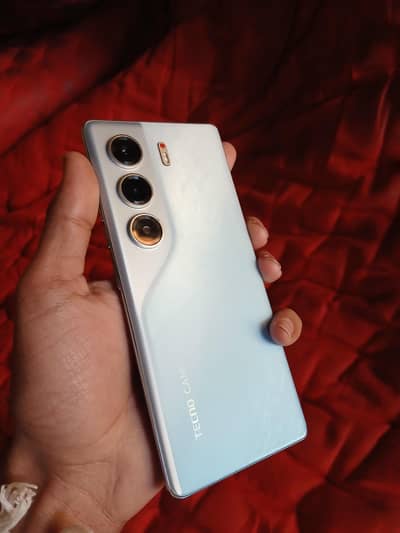 COMON 40 Pro 8/256.9. 5/10 conditions