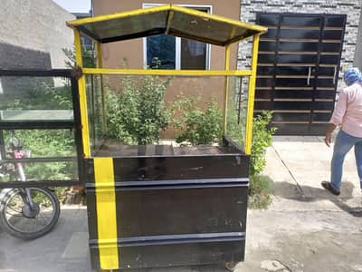 FAST FOOD COUNTER plus DISPLAY RANK. . .