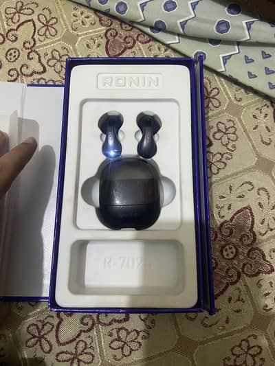 Ronin R-7025 Earbuds