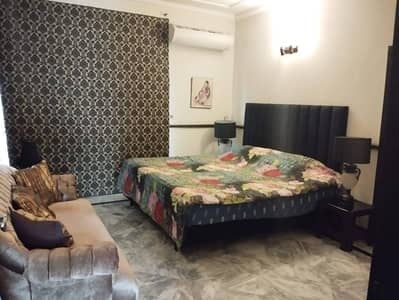 Family and couple Room for rent daily basis and short time