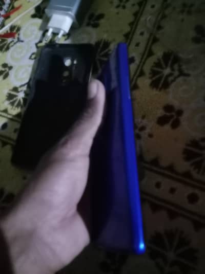 one plus 8 pro 12 256 GB edge screen display finger