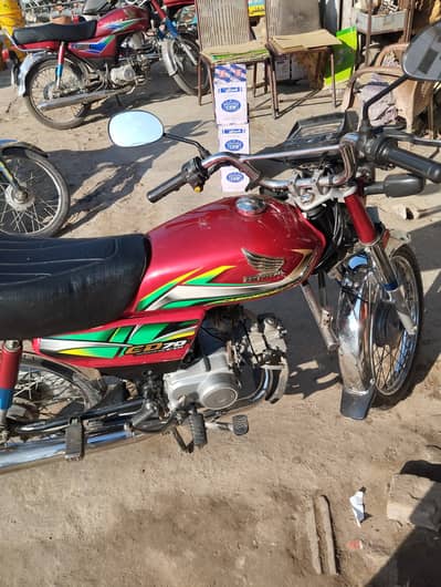 Honda CD 70 2022