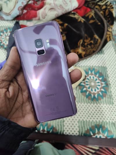 Samsung galaxy S9 4/64 Official PTA Approved