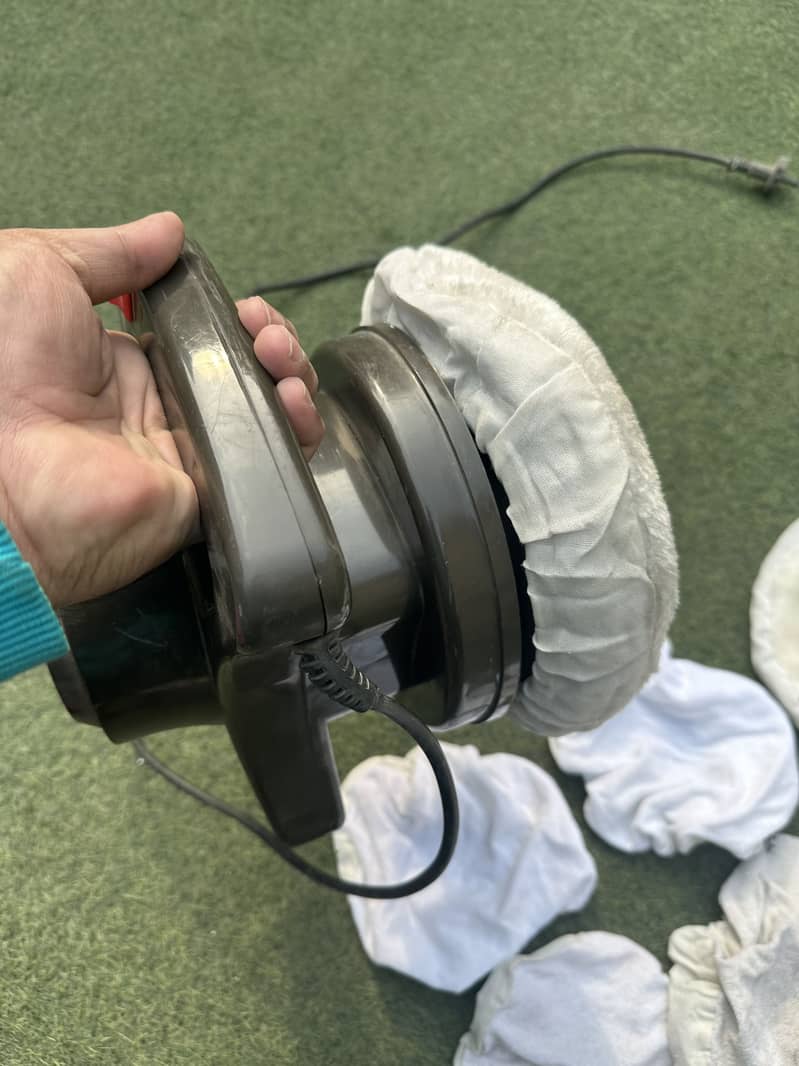 Car Polish / Buffing Machine – Working Condition 2