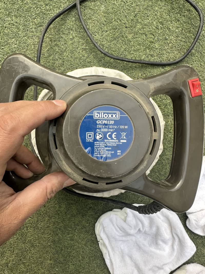 Car Polish / Buffing Machine – Working Condition 4