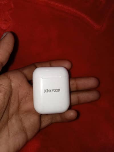 I want to sell airpod jomxroom