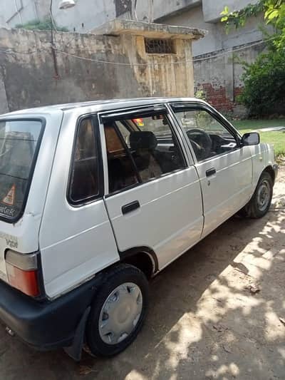 2016 model 90 % genuine