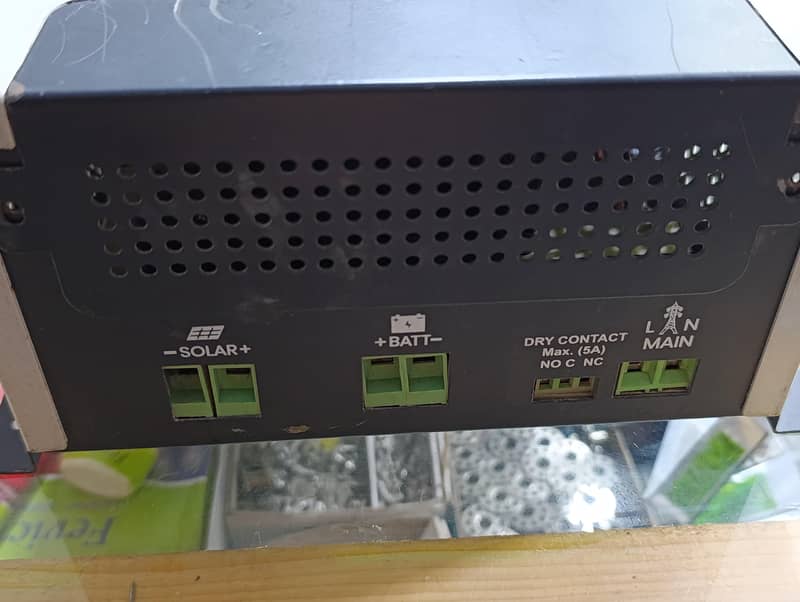 Simtek MPPT Controller 100A 3