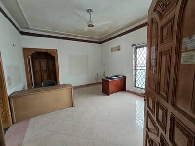 2 Kanal Semi Commercial House Available For Rent Office