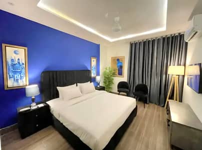 Bahria Town Lahore mein 525 square feet ka neat & clean 1 bedroom apartment rent ke liye available hai.