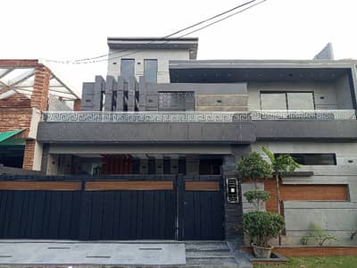 Spacious House Is Available In Wapda Town Phase 1 - Block E1 For sale
