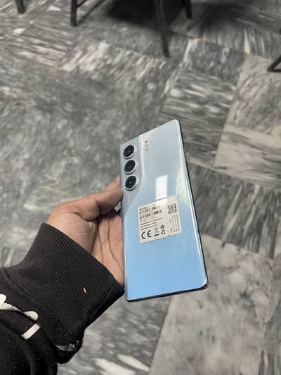 CAMON 40 pro 8.256