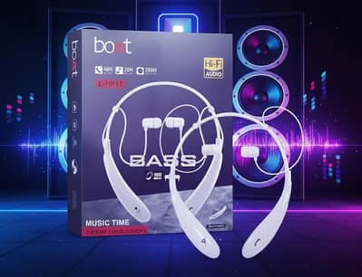 White Clear Voice 11 Headphones, WhatsApp 03145156658