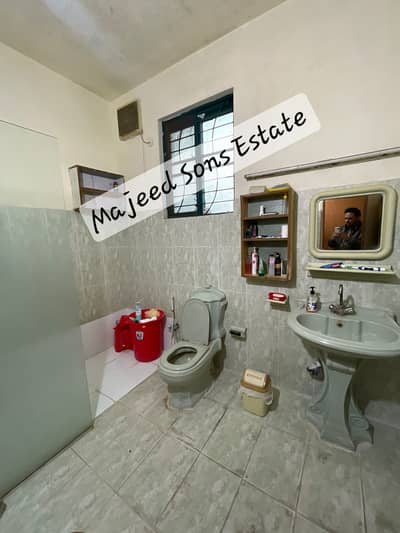 1 Kanal Marble Floor very neat Upper Portion Is Available For Rent In Wapda Town Phase 1 .