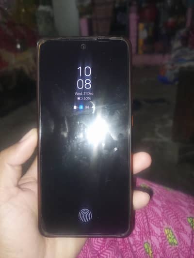 12f 5g in warranty 6-8month used
