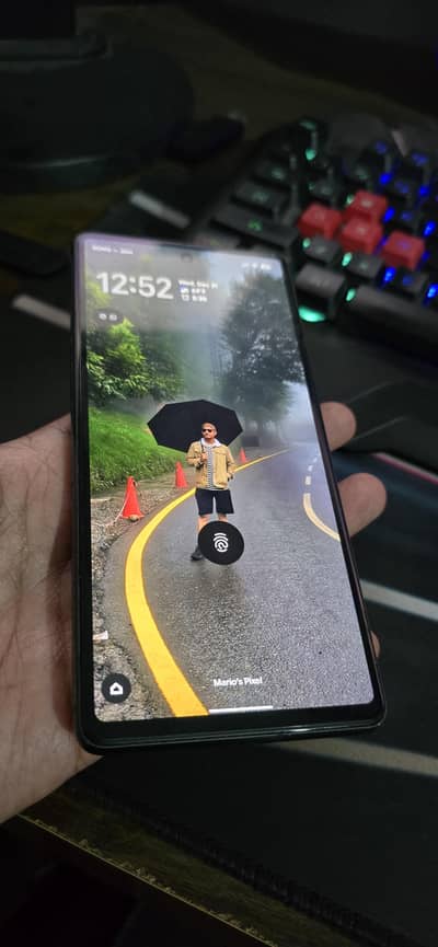 Selling Pixel 7 with Box