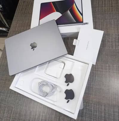 Apple Macbook pro M2 max [Best performance]