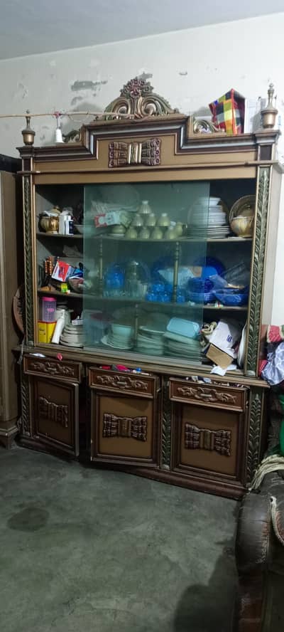 Show case deco paint