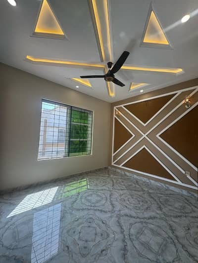 Stunning And Affordable Prime Location Upper Portion Available For Rent In EME Society - Block B