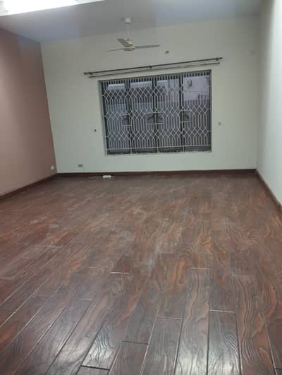 1-Kanal 04-Bedrooms House Available For Rent In Askari-9, Lahore Cantt.