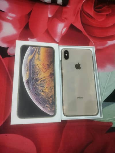 iphone xs max 64GB lush condition
