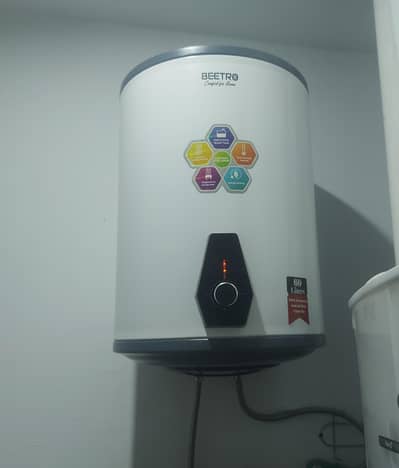 Beetro 60 Litre Electric Geyser. One Month used only . Condition 10/10.