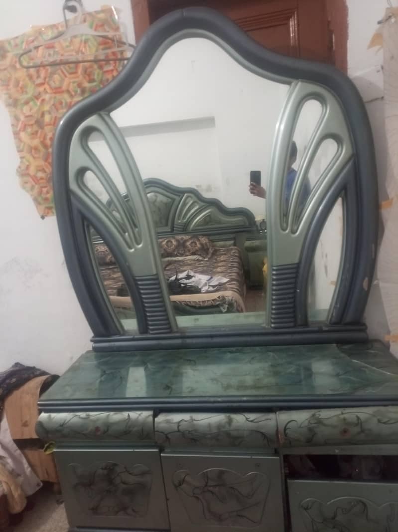 BED  and dressing table 6
