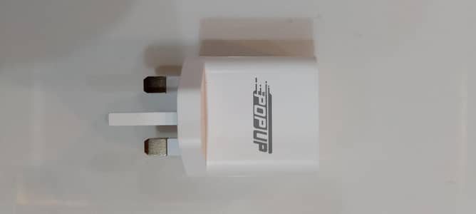 Popup 45 watt fast charger