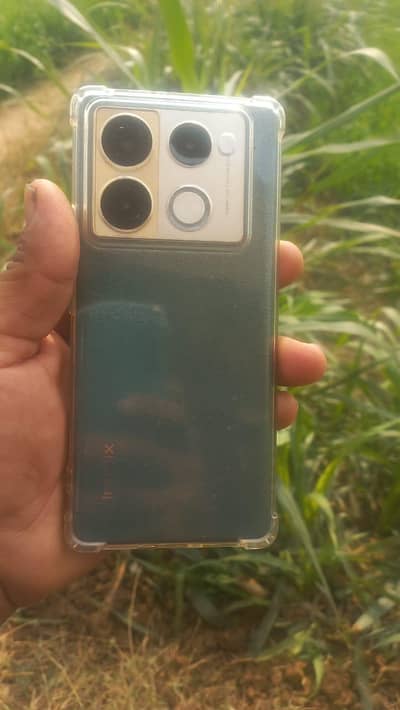 note 40 pro 12/256 full box