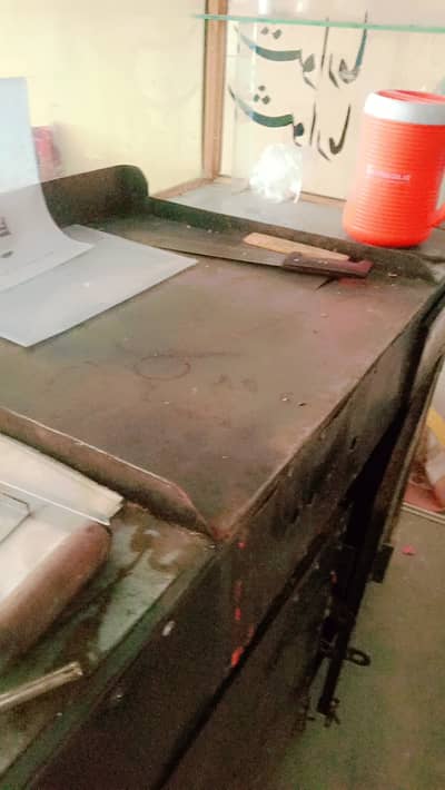 Bargar and shawarma counter