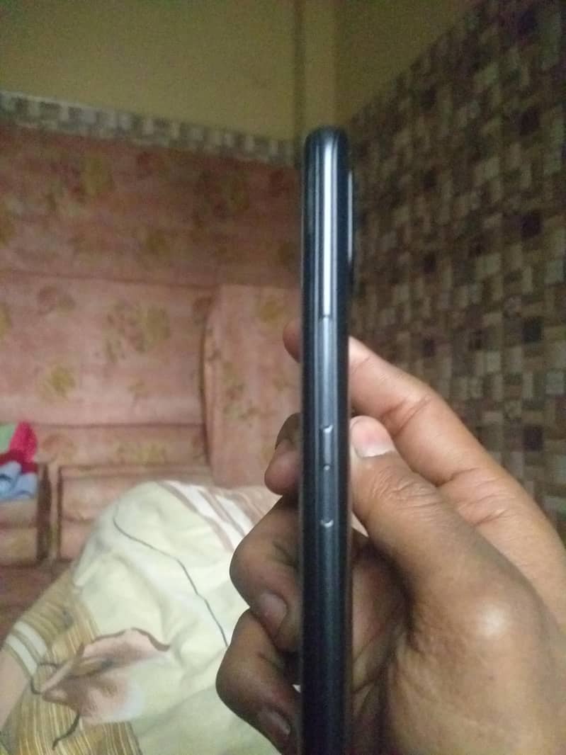 good condition mobile 1