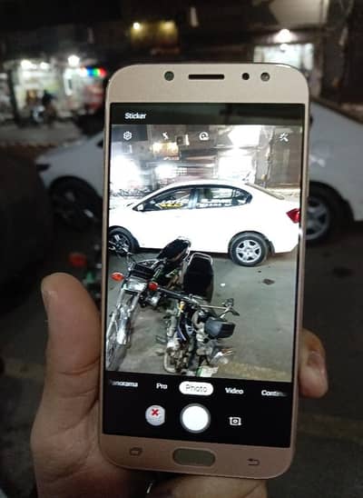 Samsung J7 Pro Non PTA