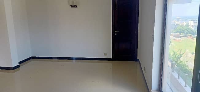 2 Kanal House Open Basement Portion