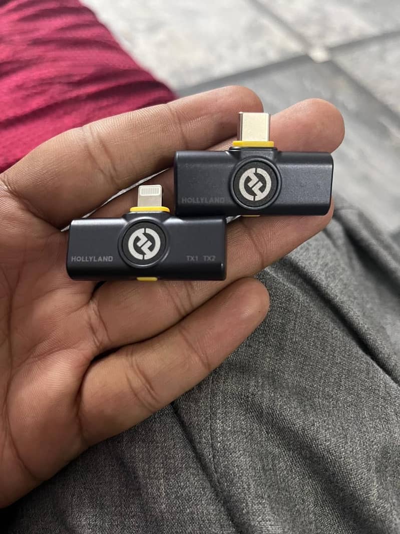 Wireless Microphone 4