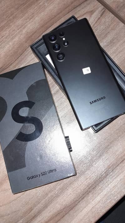 New Condition S22 Ultra