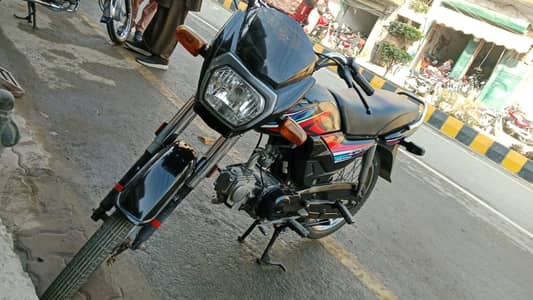 Honda dream motorcycle 2019/20 model APL very good condition bike