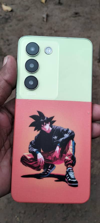 phone ok ha 10.9 ha Bick sy karik ho gya ha Baki ok ha