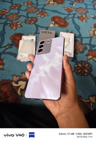 Vivo V27e Complete box 10/10